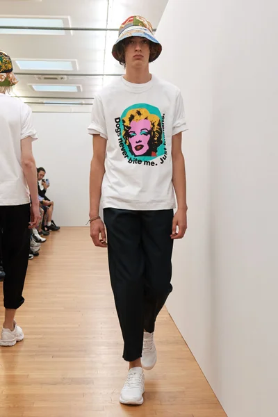 Look 39